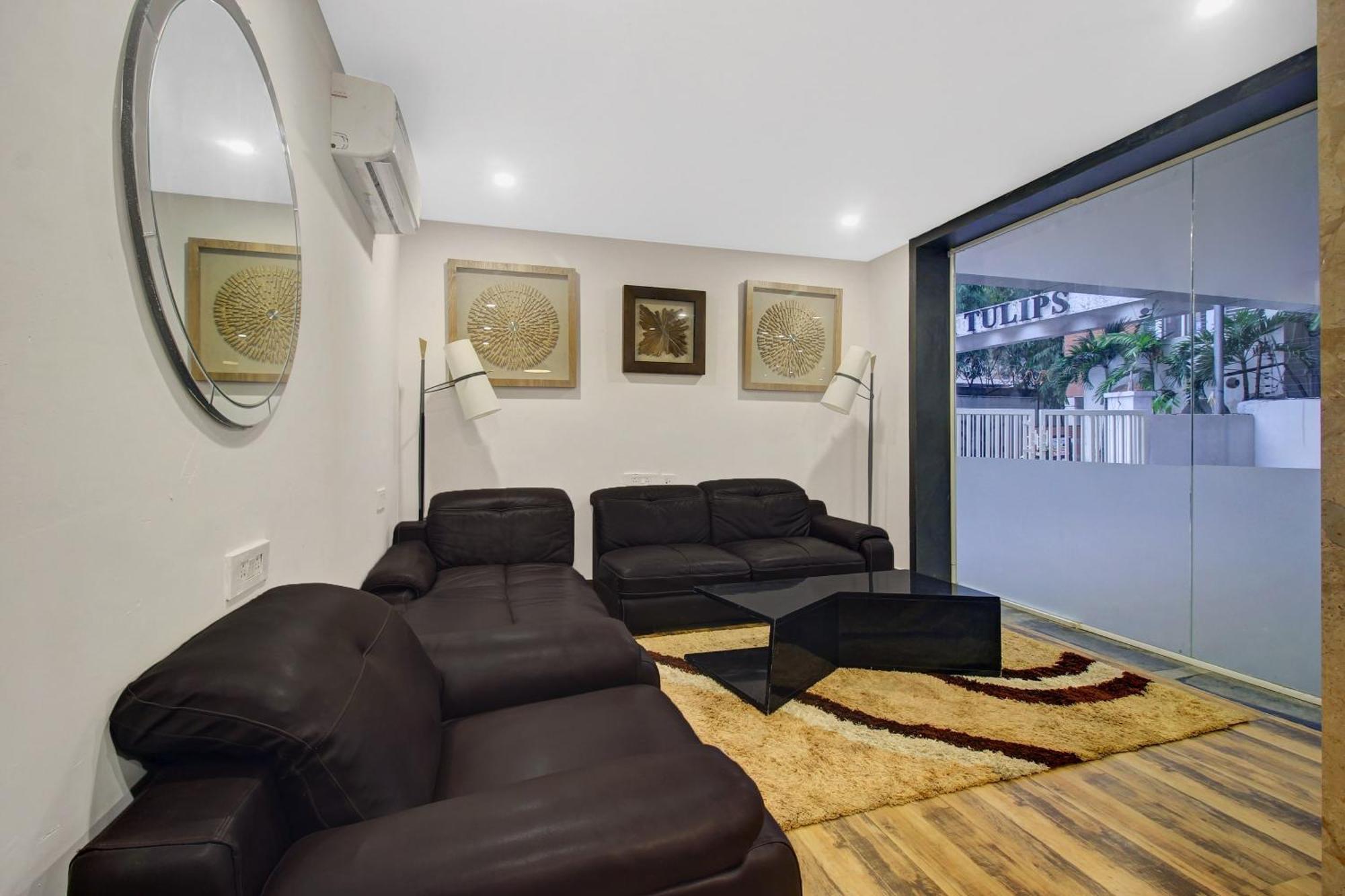 Super Townhouse Oak Hitec City Near Image Hospital Χιντεραμπάντ Εξωτερικό φωτογραφία