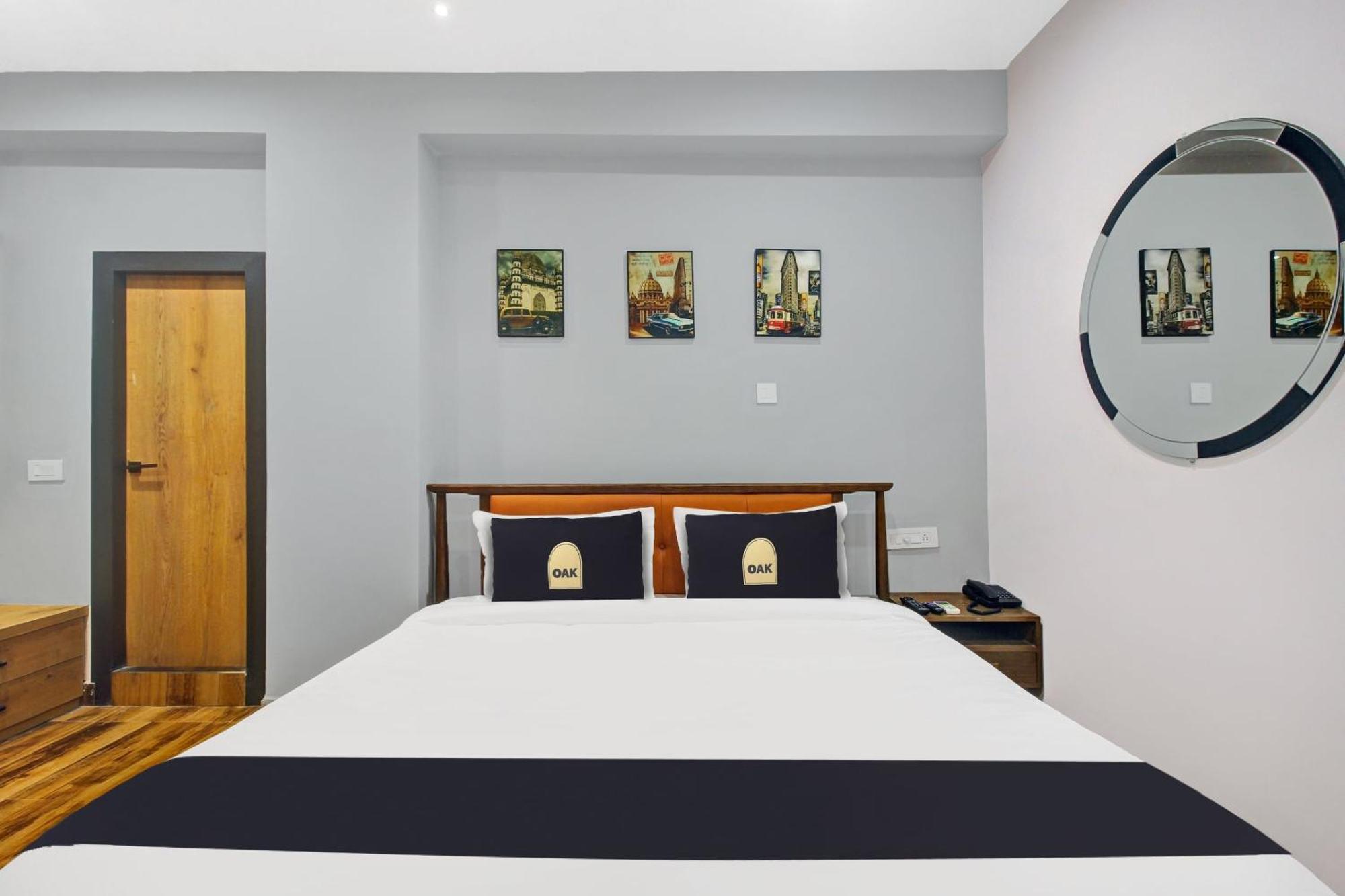 Super Townhouse Oak Hitec City Near Image Hospital Χιντεραμπάντ Εξωτερικό φωτογραφία