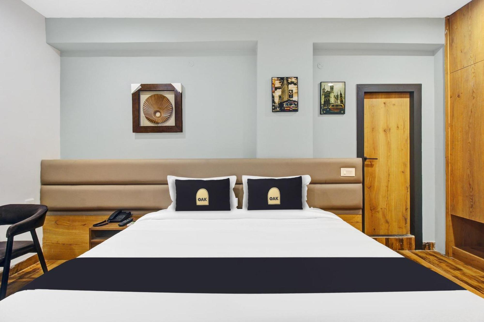 Super Townhouse Oak Hitec City Near Image Hospital Χιντεραμπάντ Εξωτερικό φωτογραφία