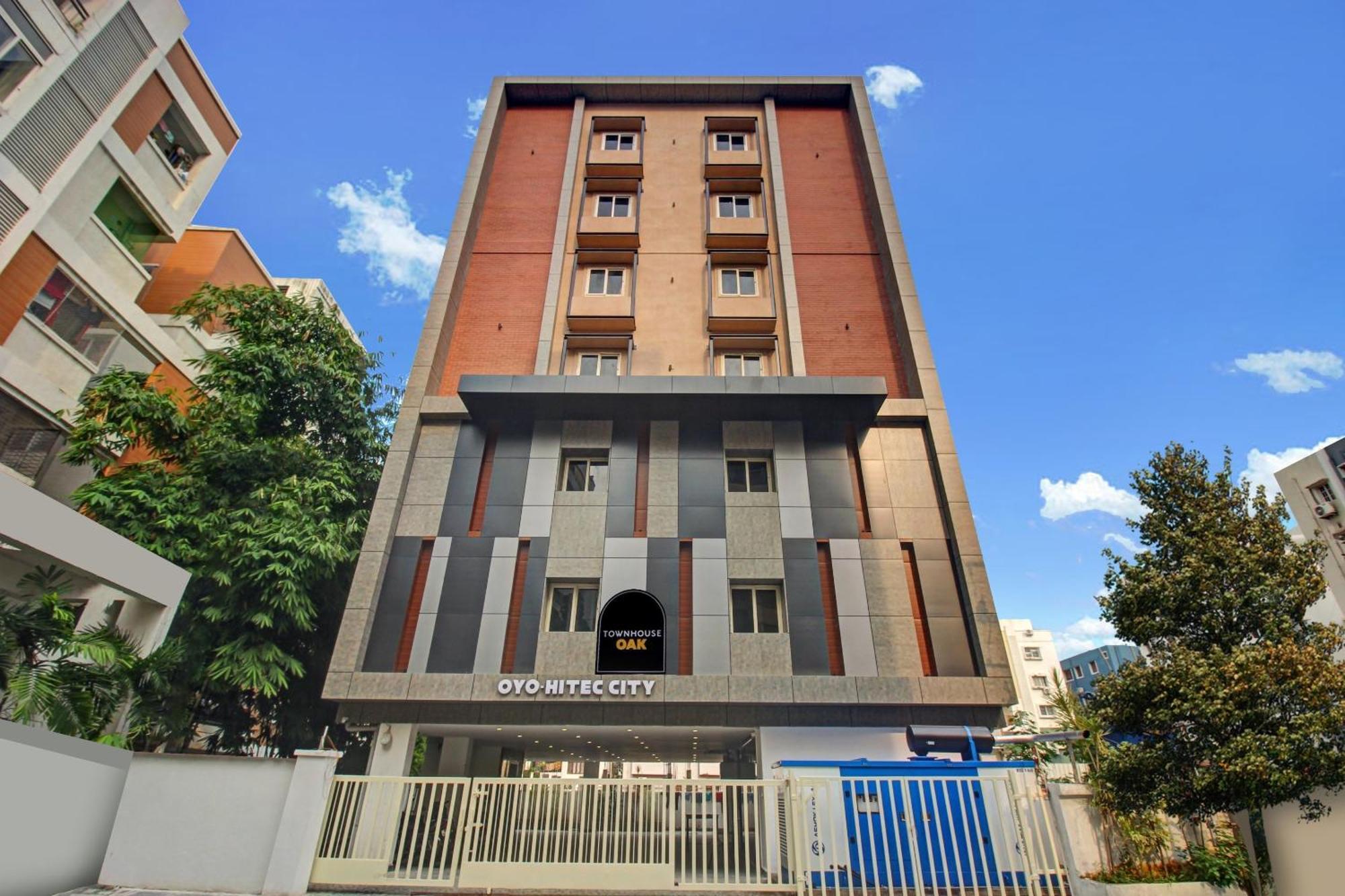 Super Townhouse Oak Hitec City Near Image Hospital Χιντεραμπάντ Εξωτερικό φωτογραφία