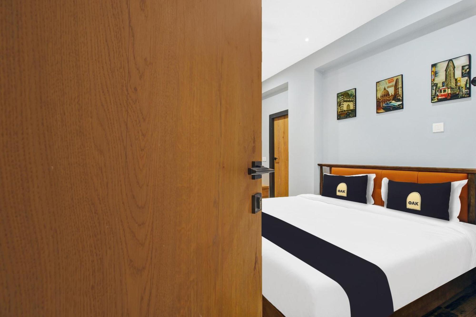 Super Townhouse Oak Hitec City Near Image Hospital Χιντεραμπάντ Εξωτερικό φωτογραφία