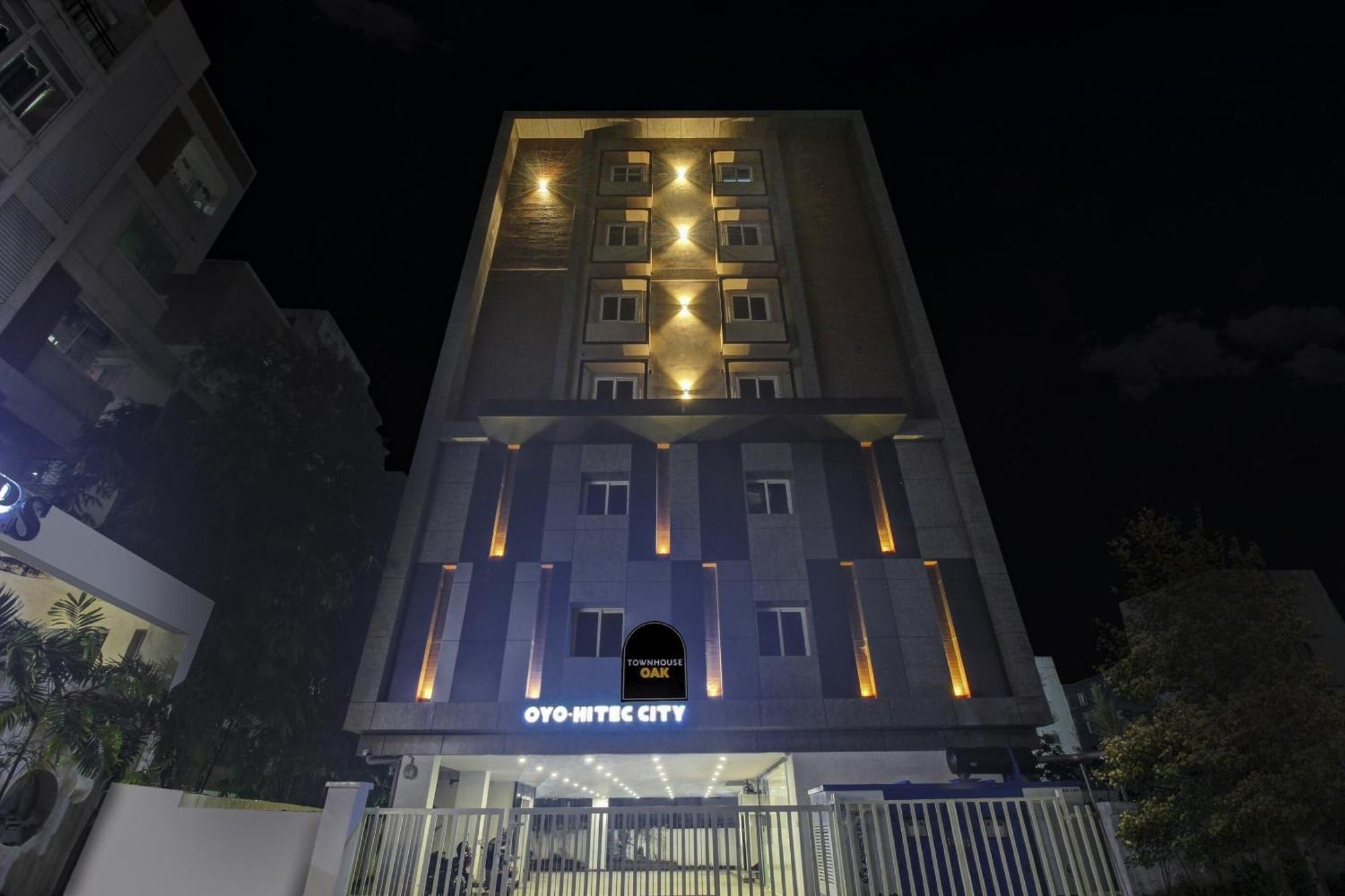 Super Townhouse Oak Hitec City Near Image Hospital Χιντεραμπάντ Εξωτερικό φωτογραφία